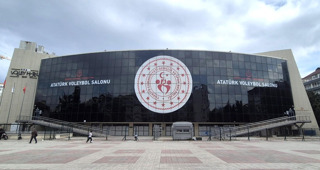 İzmir Atatürk Voleybol Spor Kompleksi’nin İklimlendirme Altyapısında Form Endüstri Ürünleri Tercih Edildi